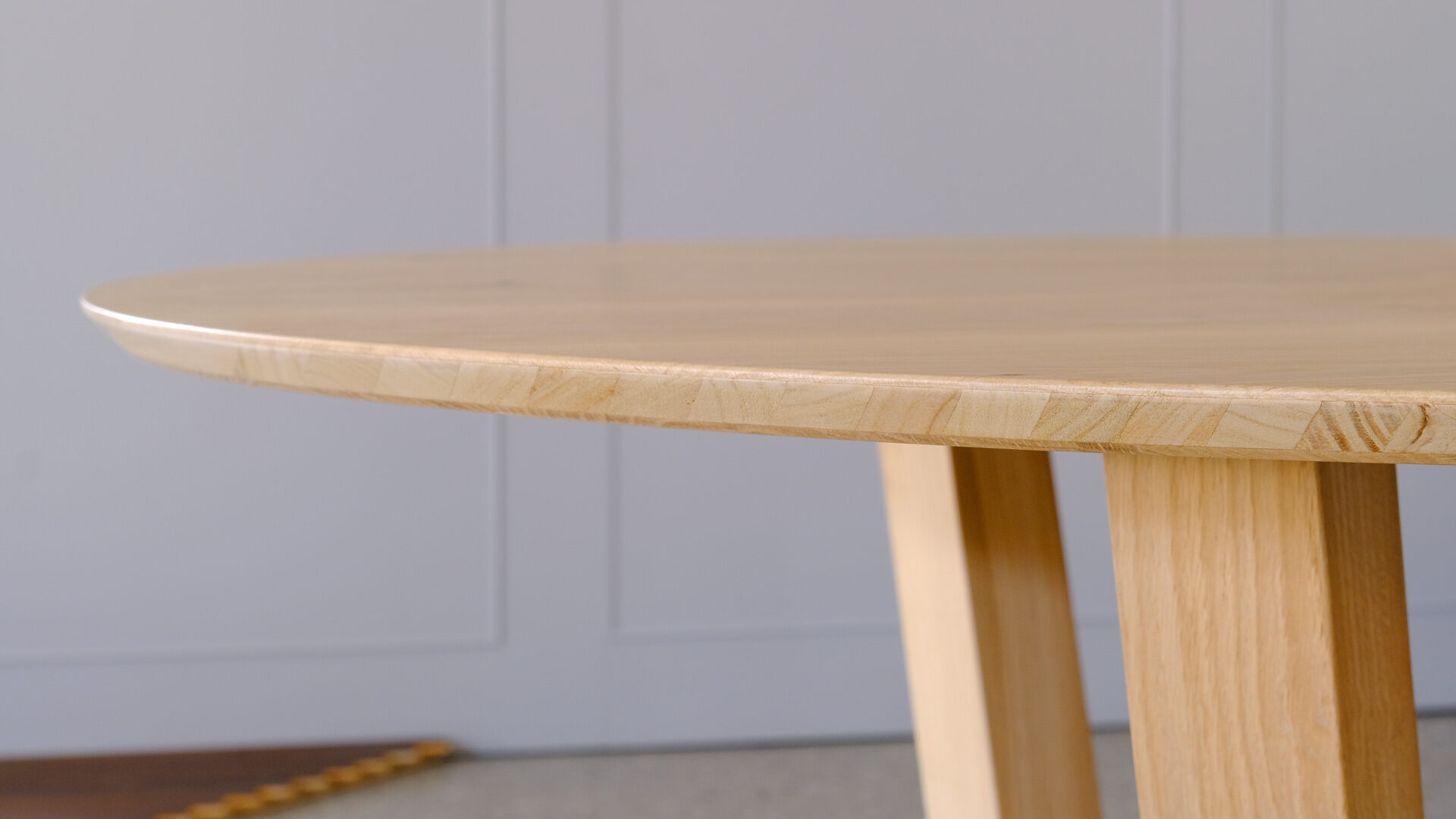 Tavolo in legno tre strati 
